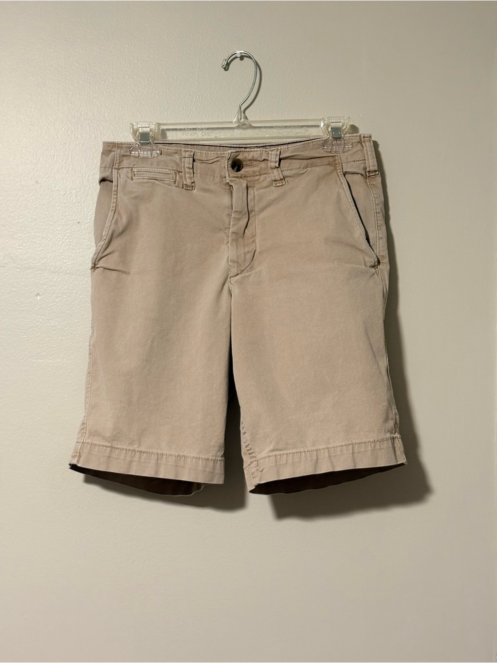 American Eagle Tan Shorts Men’s Size 28” Khaki Chino Style